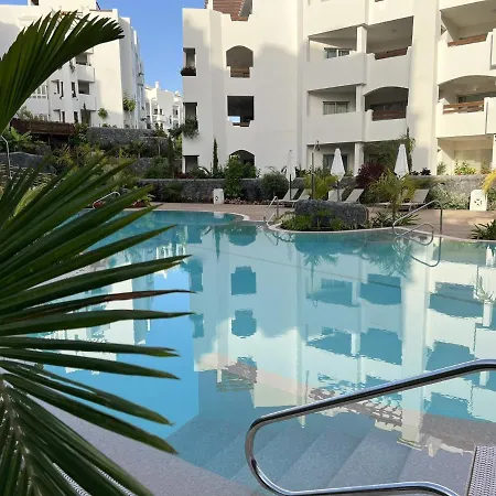 Jardines - Avago 2 2 Pool View 1b